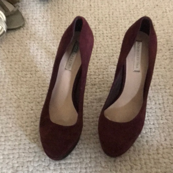 Shoes - Picture 2 of 4